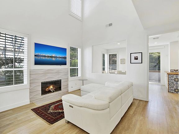 4th image of 13529 Jadestone Way