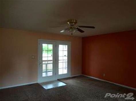 3rd image of 223 Austin Dr