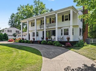 2106 Aberdeen Dr, Kalamazoo, MI 49008