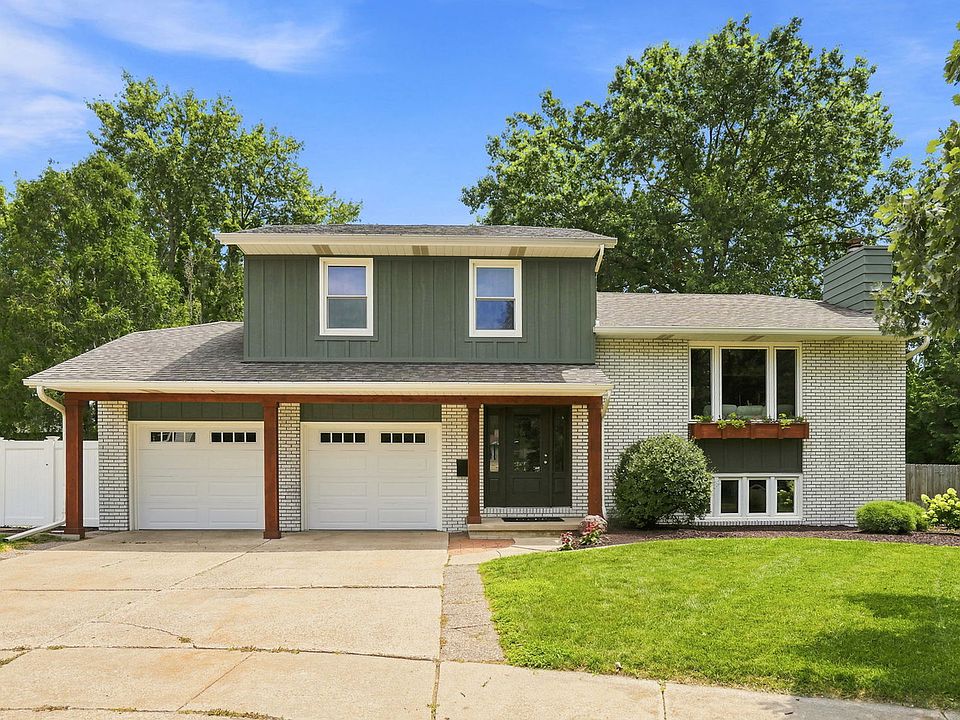 1st image of 4415 Montclair Ct