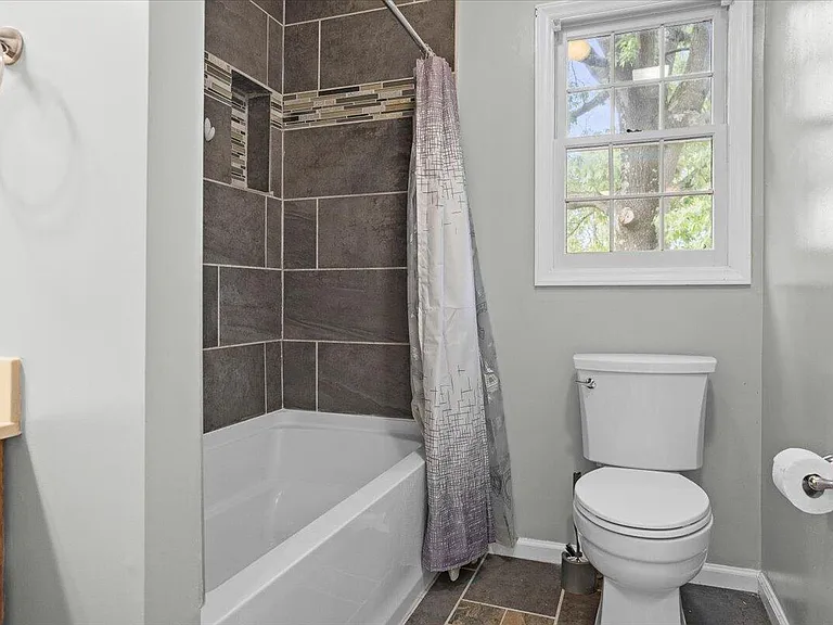 10037 Booker T Washington Hwy — Photo 8