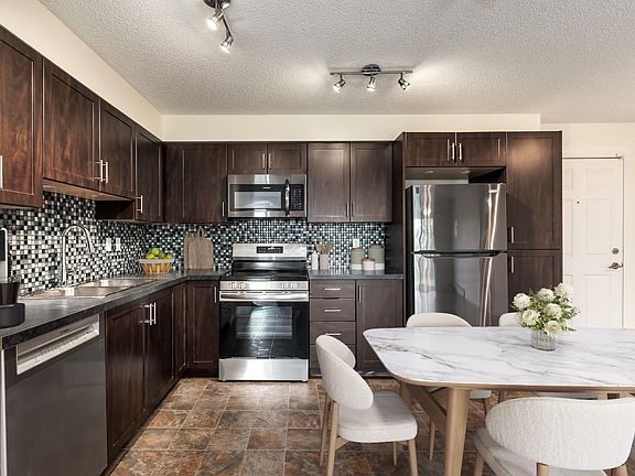 4th image of 279 Copperpond Cmn SE #3102