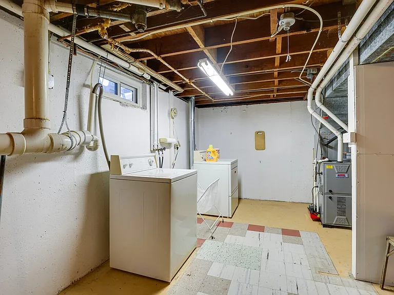 Laundry Room Cabinet