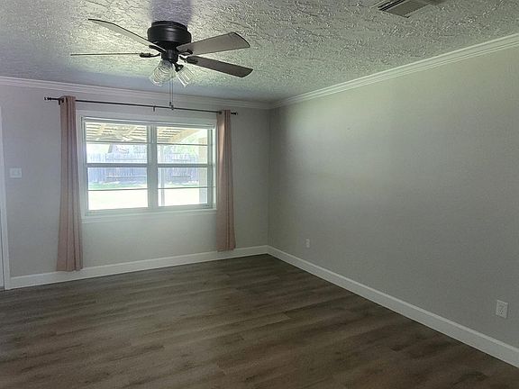 3rd image of 1807 Sleepy Creek Way