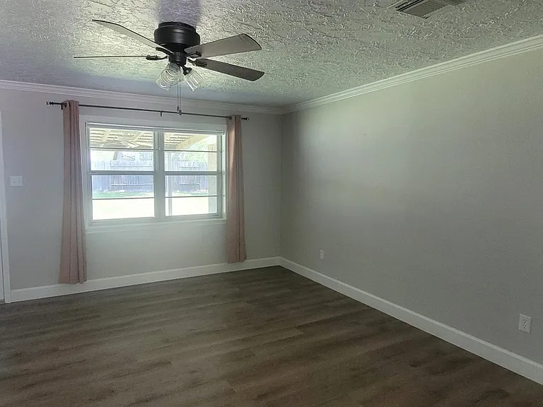 1807 Sleepy Creek Way — Photo 3