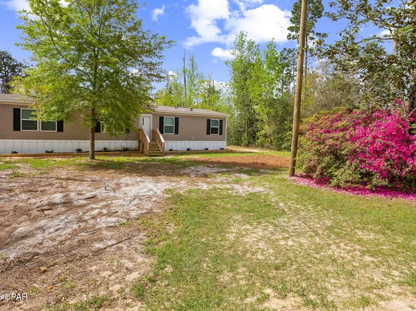 11904 Laurel St, Fountain, FL 32438