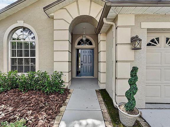 5th image of 6106 CHALON COURT