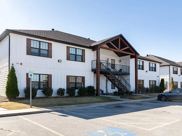 The Aviator Apartments — Photo 113