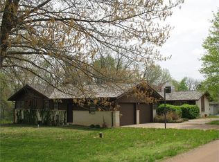 4269 E Valley Rd, Springfield, MO 65809