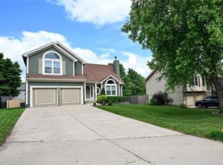 15363 S Darnell St, Olathe, KS 66062