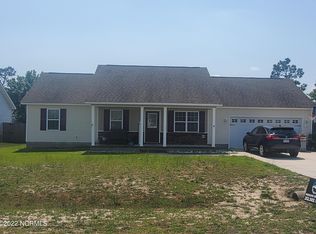 130 Rosemary Ave, Hubert, NC 28539