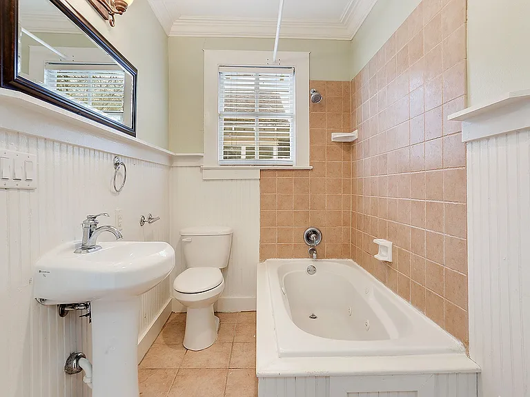 1320 Perkins Rd — Photo 19