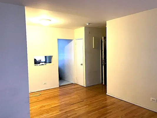 Rented by Botensten Properties International | media 27