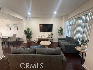 4th image of 879 Michigan Blvd Unit B