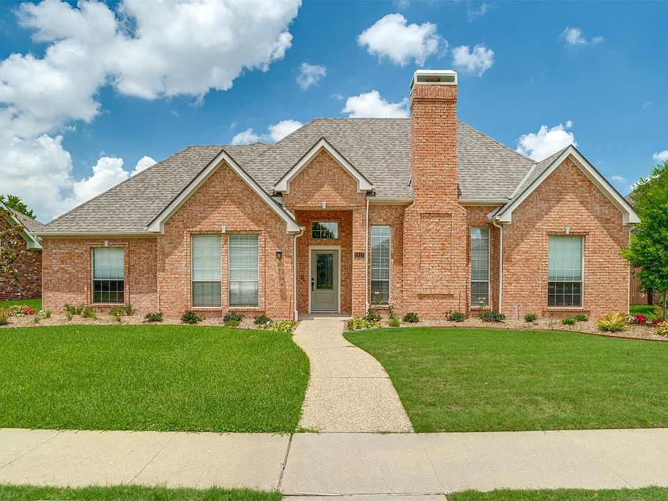 1st image of 2417 Redfield Dr