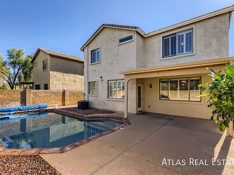 17456 W Mauna Loa Ln — Photo 3