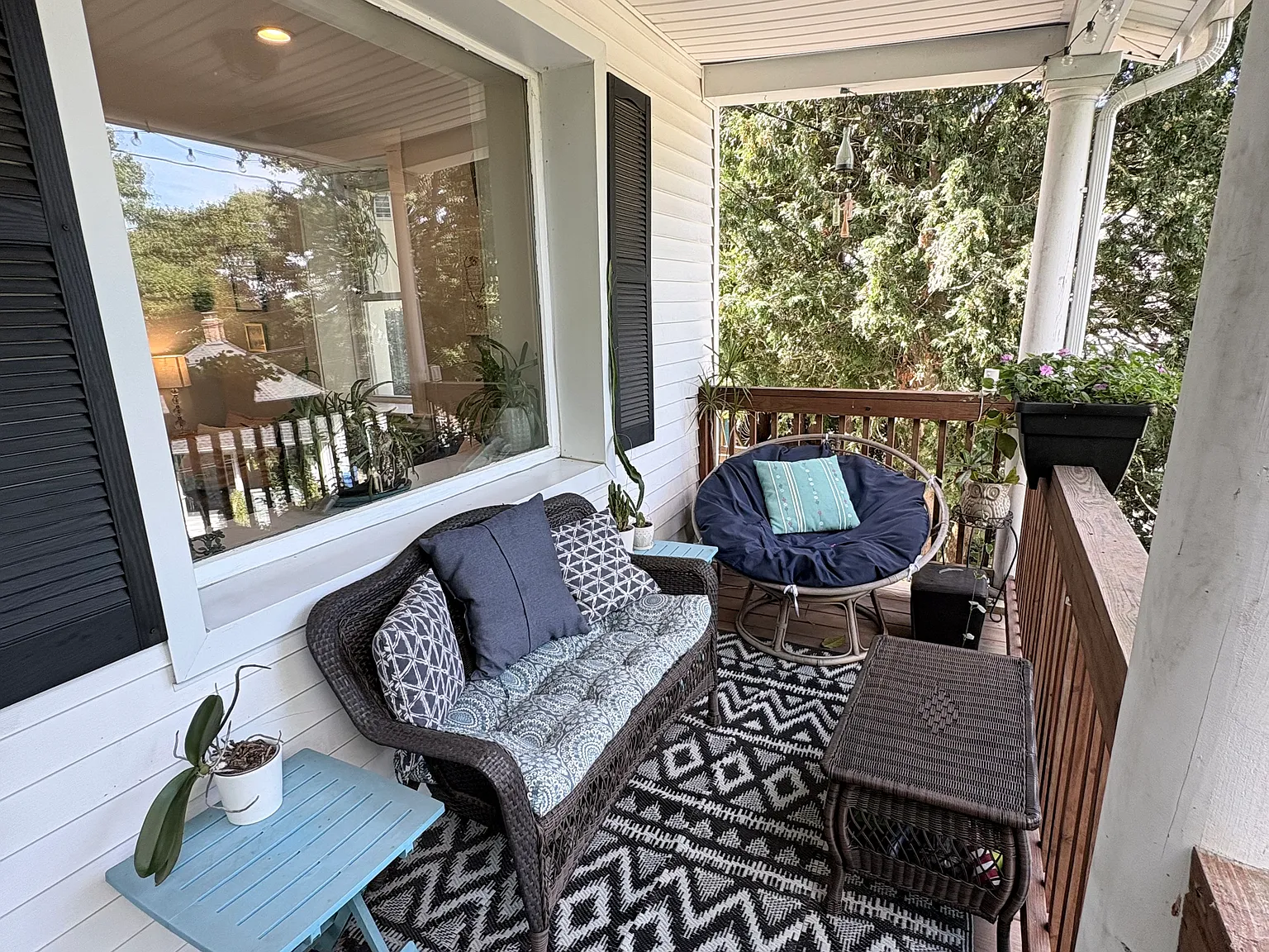 3 bed, 1320 sqft, $2,950 — Photo 3