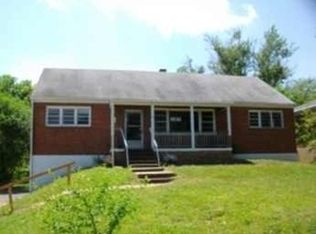 218 Edgewood Rd, Staunton, VA 24401