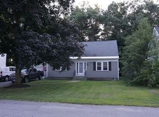 40 Edgewood Ave, Nashua, NH 03064