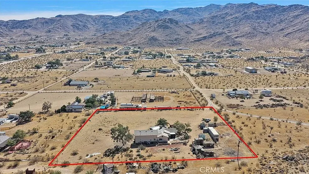 McRoberts Rd, Apple Valley — Photo 2