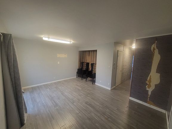 5th image of 623 Dove Ct