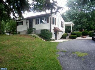 556 Fritztown Rd, Sinking Spring, PA 19608