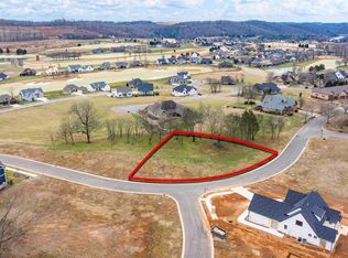 987 Eagle Point Dr, Loudon, TN 37774