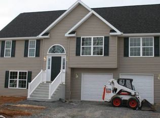 1203 N Childs Rd, Kearneysville, WV 25430