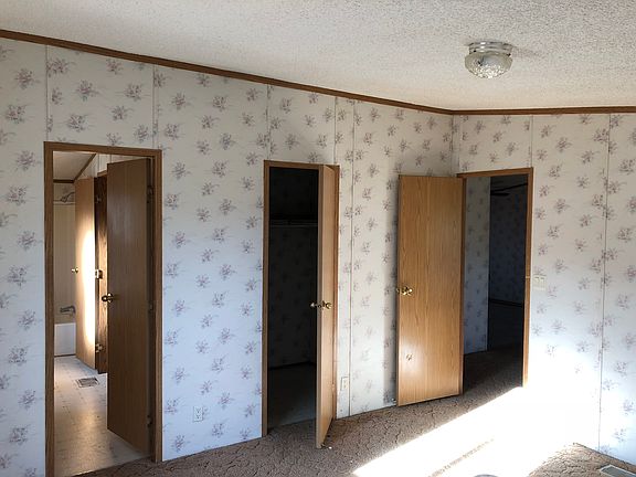 4th image of 88 Metzger Dr
