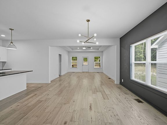 3rd image of 1117 Alcove Way