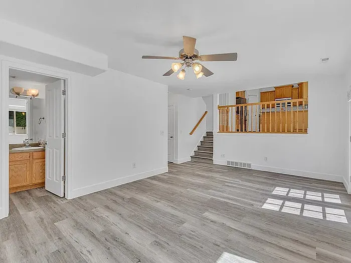 12 W Stauffer Ln — Photo 8
