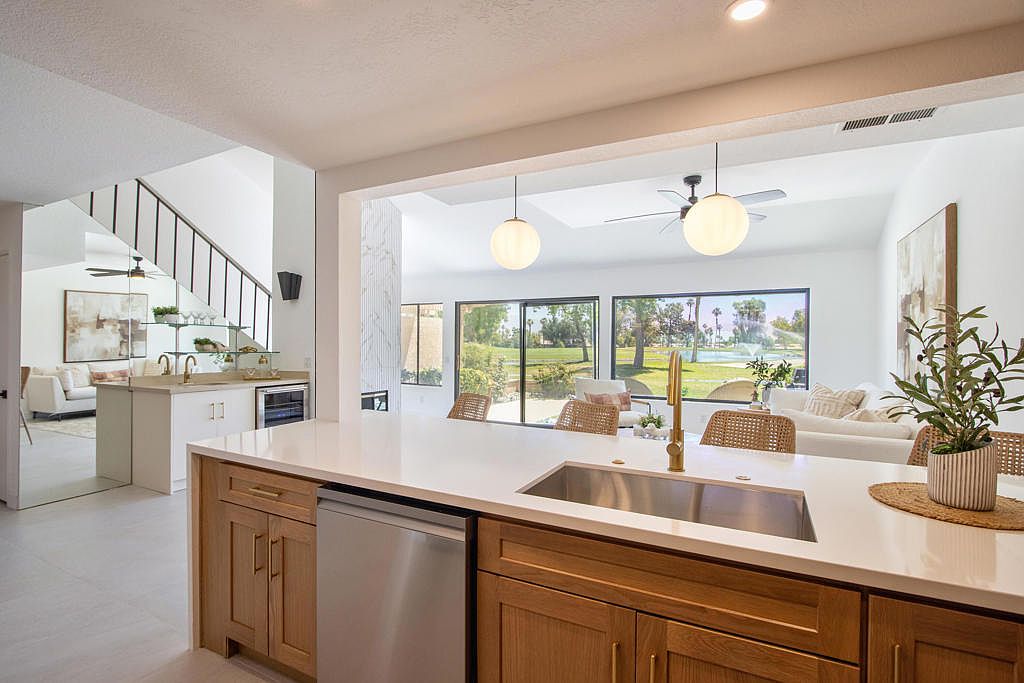 41690 Woodhaven Dr W