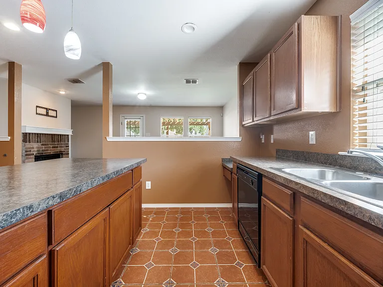 6504 Corral Ln — Photo 25