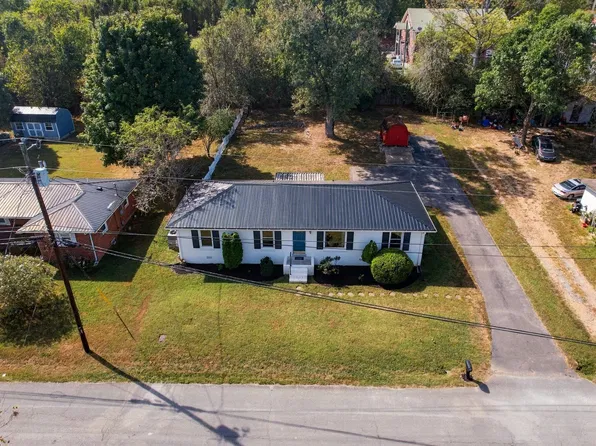 529 McFerrin St, Woodbury, TN 37190