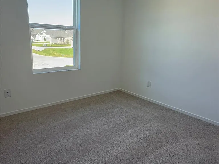 331 Parkin Ct — Photo 25