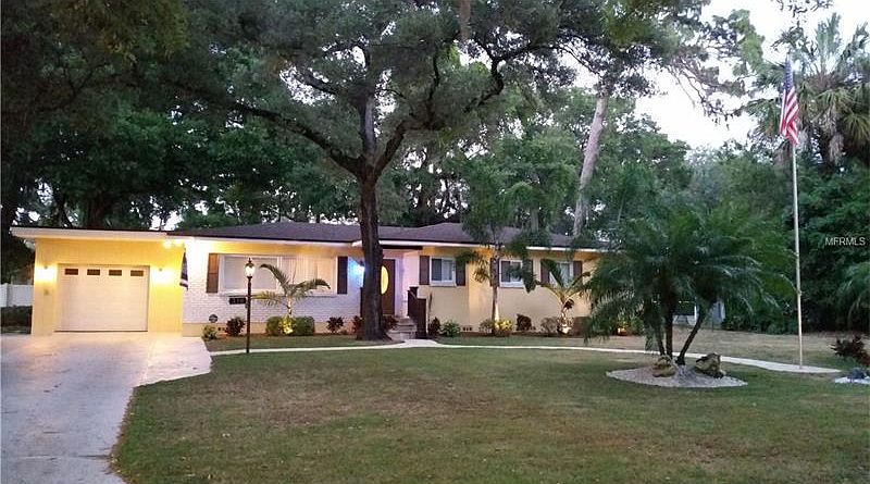 1st image of 310 Live Oak Ave