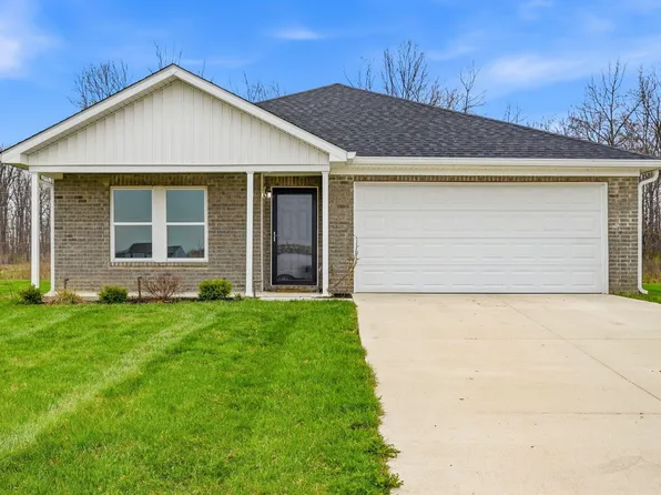 8505 N Seneca Dr, Muncie, IN 47303