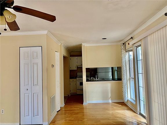 3rd image of 3392 Bayshore Dr
