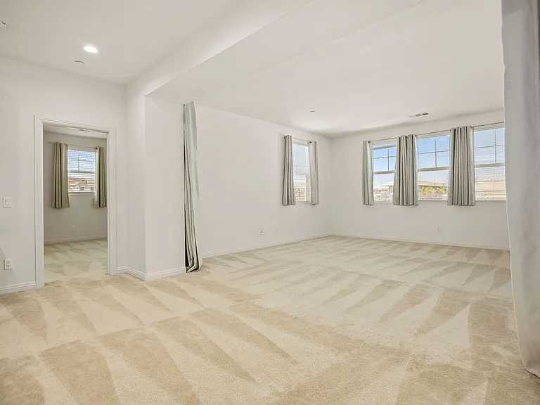 1805 Martinez Dr — Photo 19