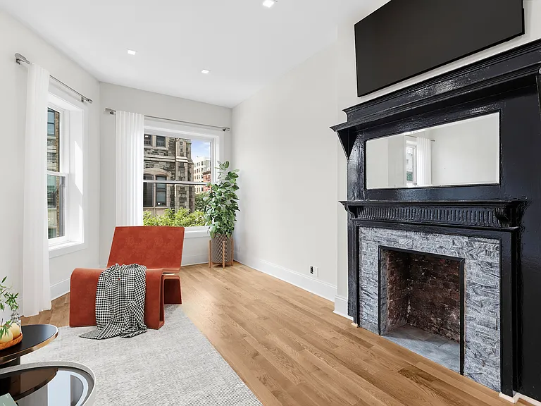 475 W 140th St #4 — Photo 3