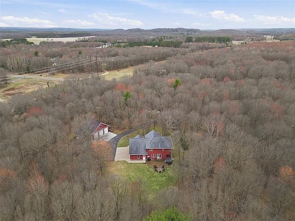3rd image of 1885 Buck Rub Road