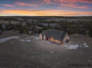 945 Wendover Rd, Guernsey, WY 82214