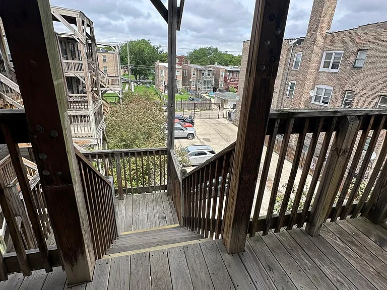 4354 W Washington Blvd #301 — Photo 15