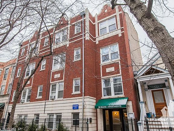 4th image of 2827 N Burling St #1022