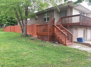 10 Innsbruck Ln, Shiloh, IL 62221