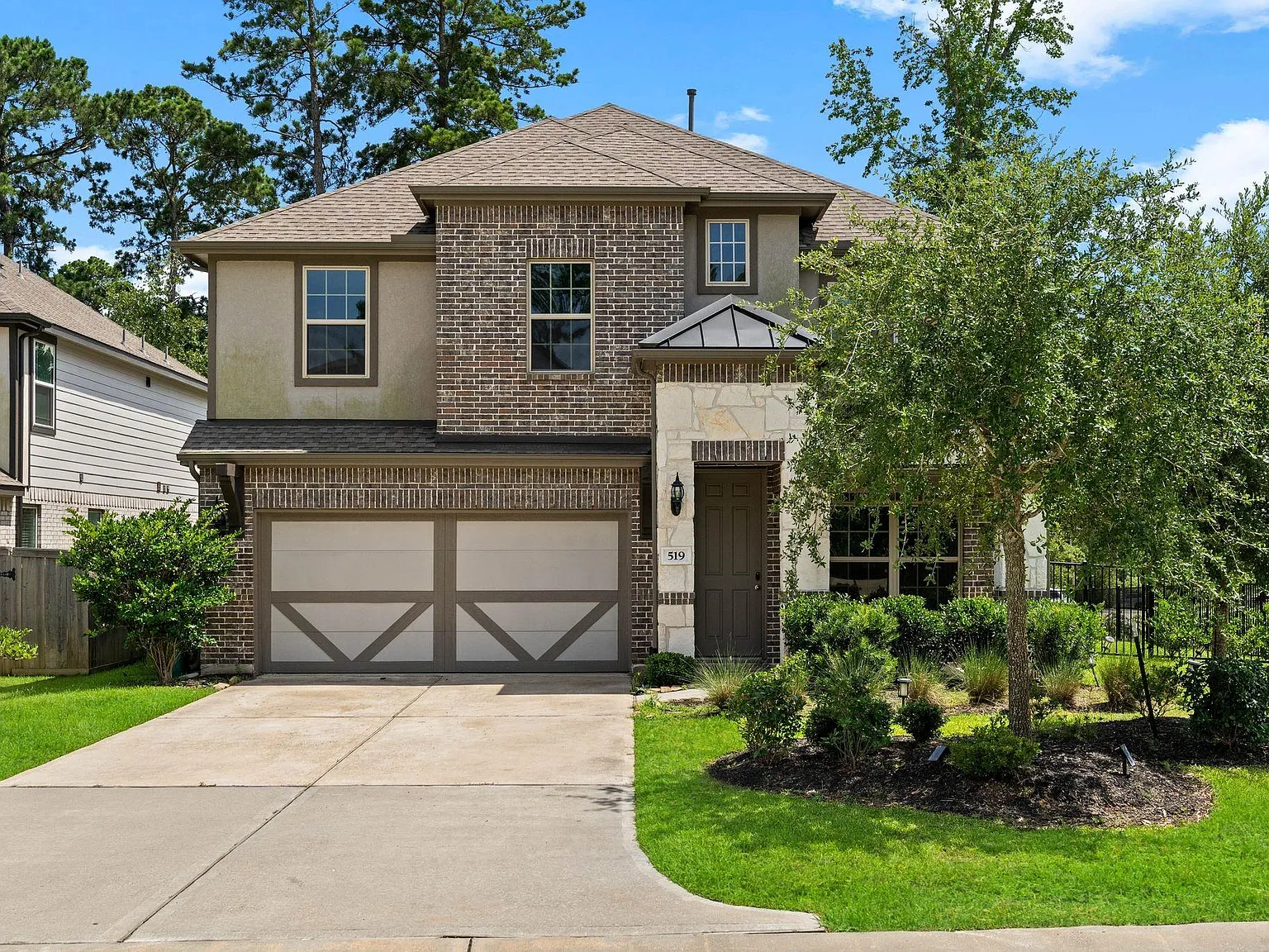 4 bed, 3.5 bath, 3058 sqft, $3,500 — Photo 2