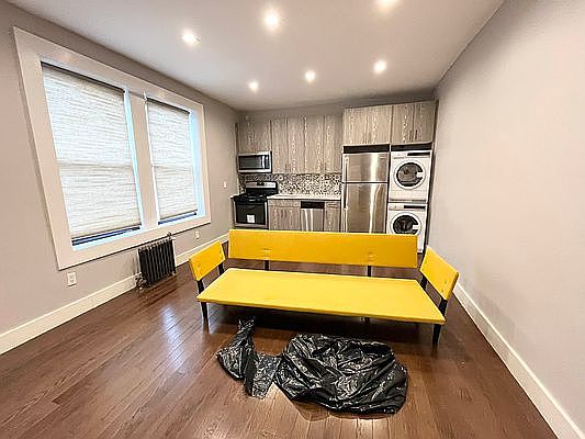 5th image of 101 Woodruff Ave APT 6C