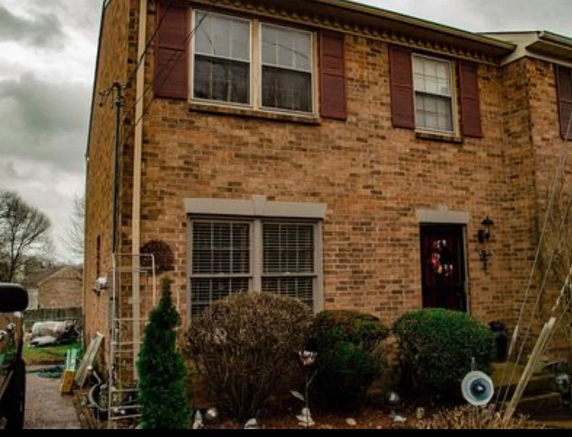 3 bed, 2.5 bath, 1584 sqft, $2,000 — Photo 3