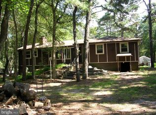 6 Birch Dr, Southampton, NJ 08088