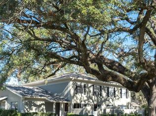 11775 Raintree Dr, Temple Terrace, FL 33617